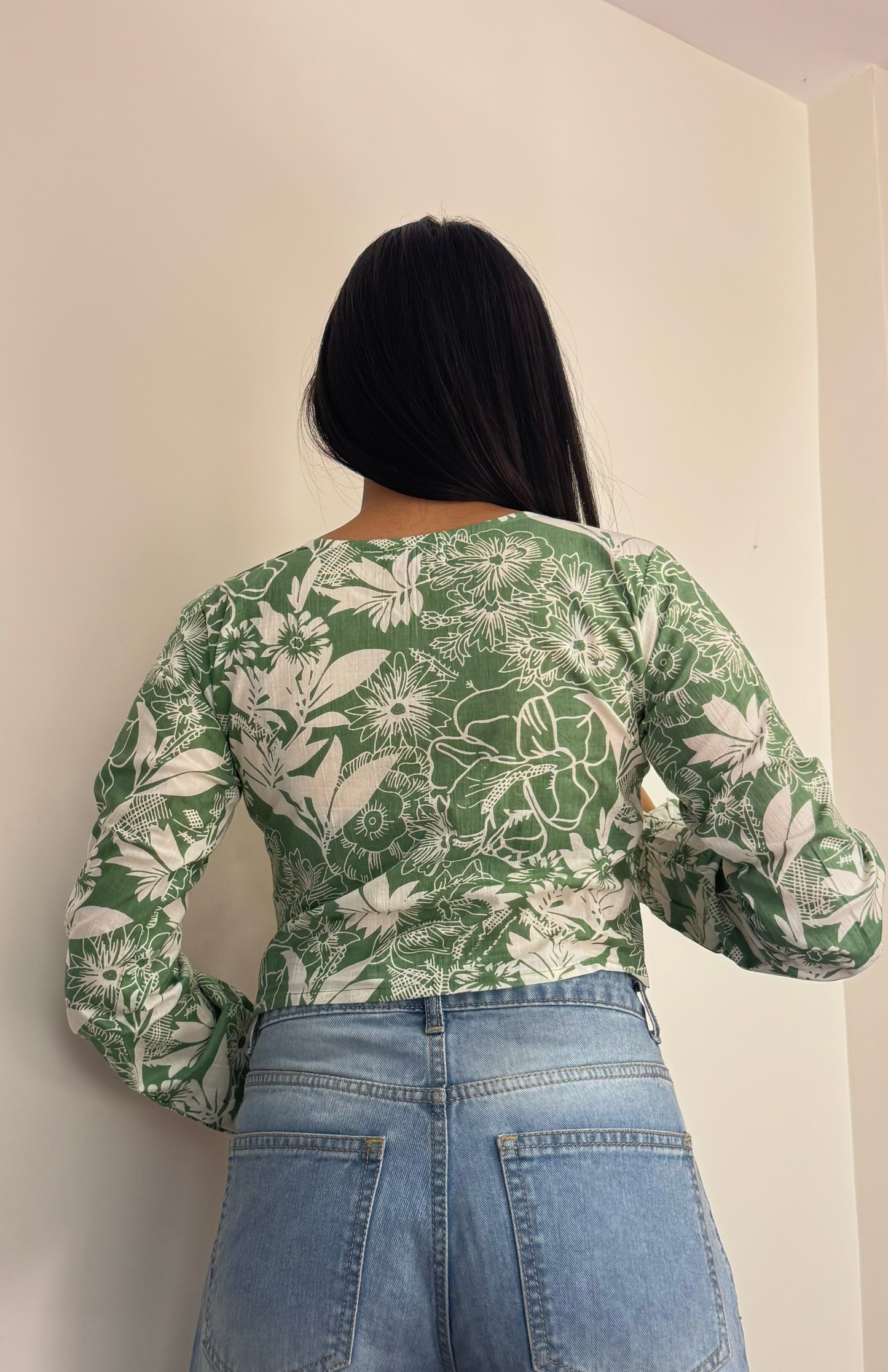 pista green white floral cotton crop top