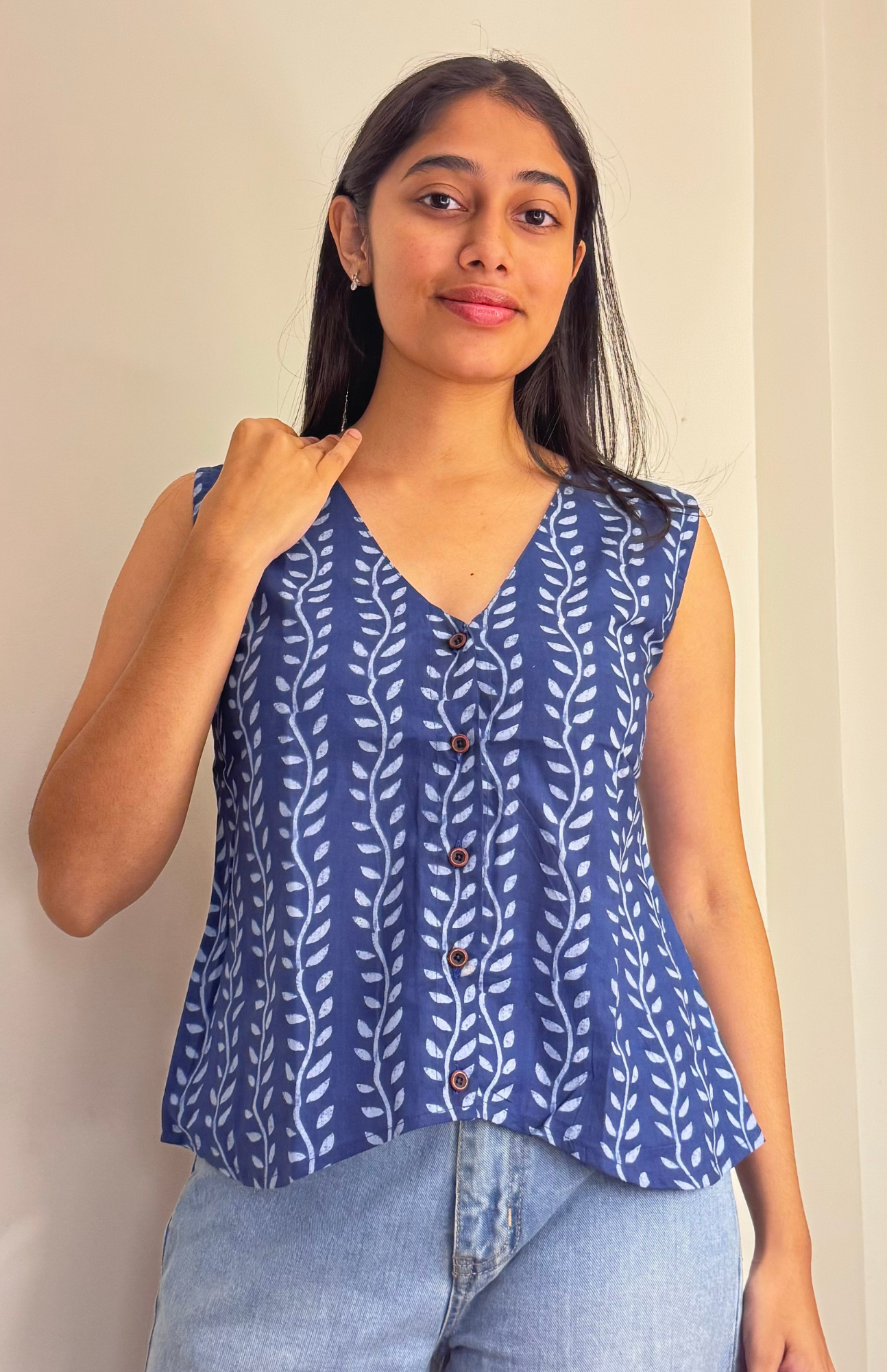 indigo leaf sleeveless vest cotton top