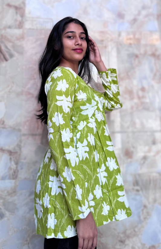 Scallop Neckline Lime Green & White Floral Print  Alia Cut Cotton Top