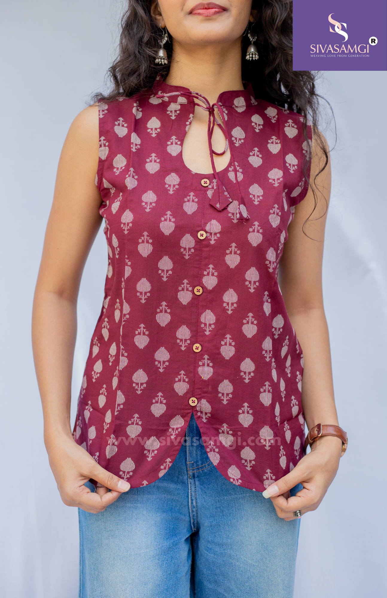 Breathable cotton cambric sleeveless top