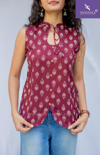 Breathable cotton cambric sleeveless top