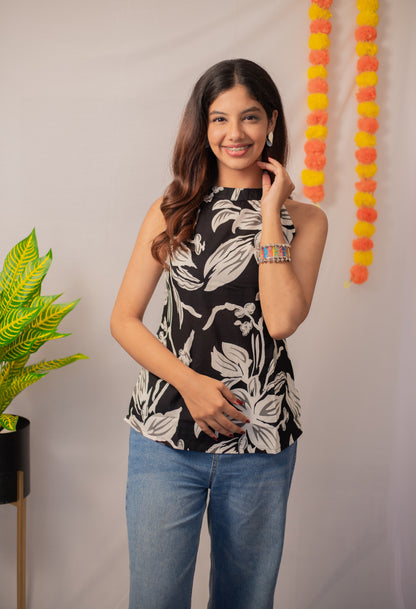 SivaSamgi Black &White Leaf Print Halter Neck Top