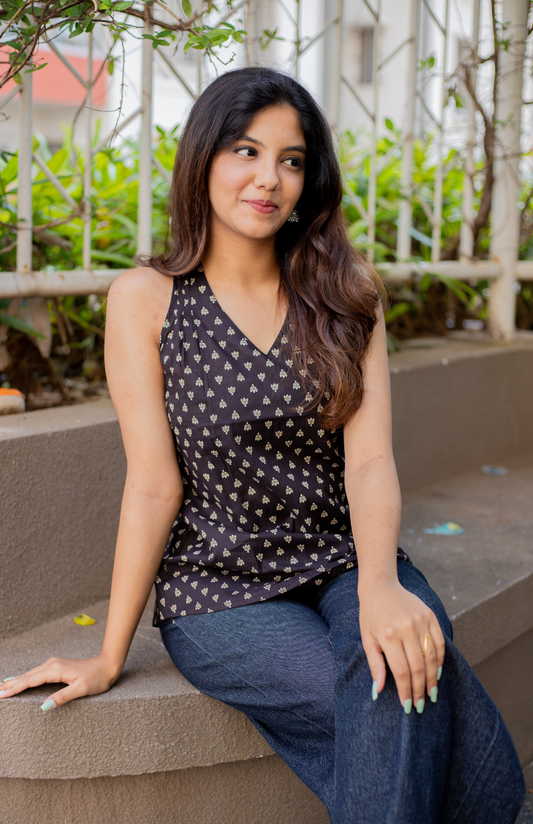 Black Butti Print V Neck Halter Neck Cotton Top with Pleats