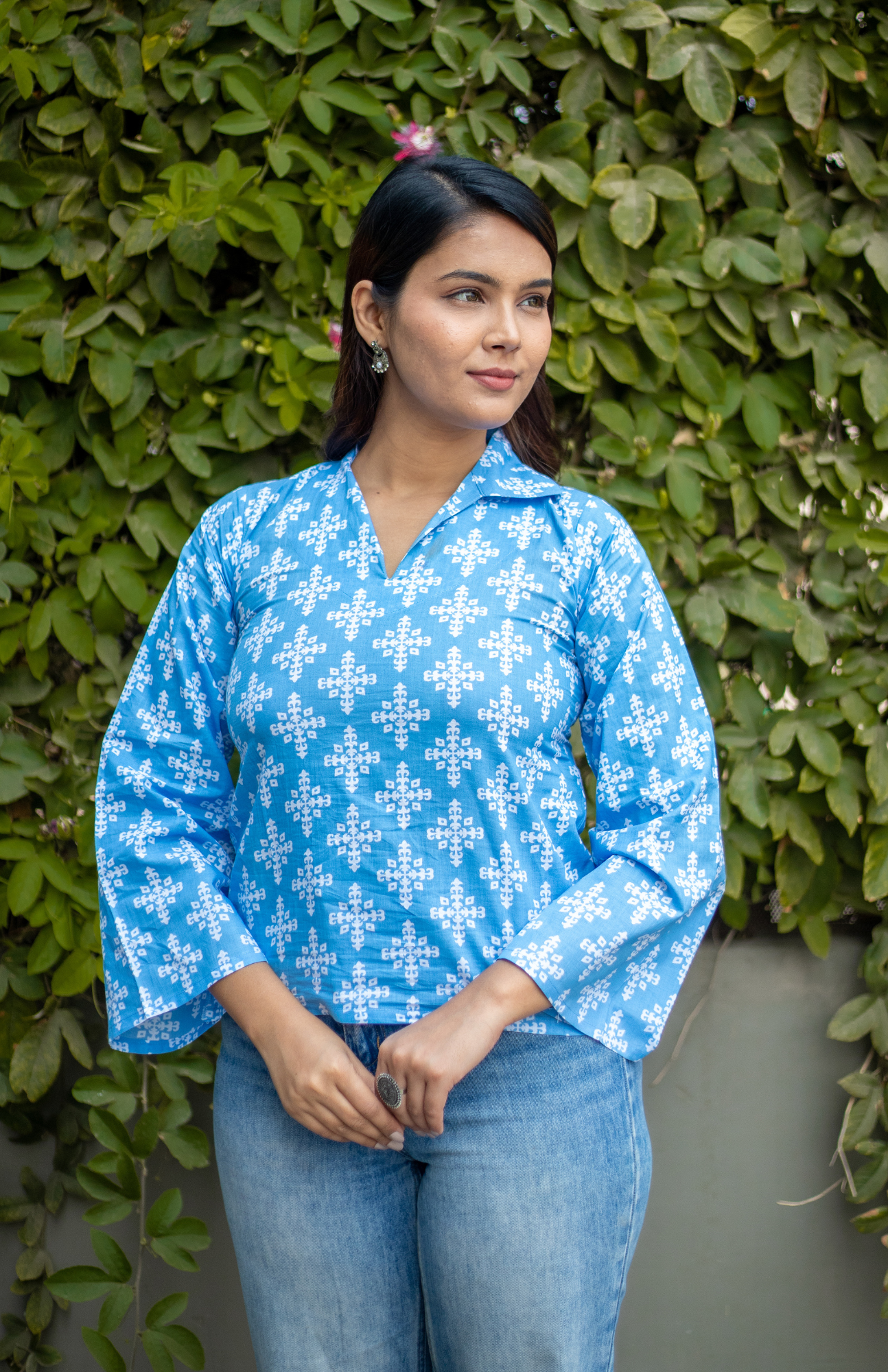  Blue Geometric Print Notch Collar Bell Sleeve Top