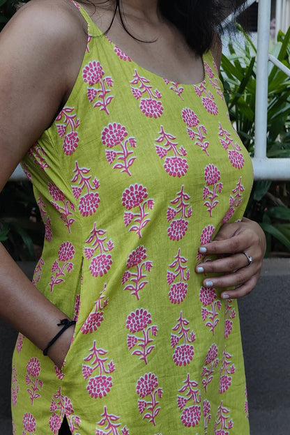 Neon green spaghetti strap cotton kurta with pocket